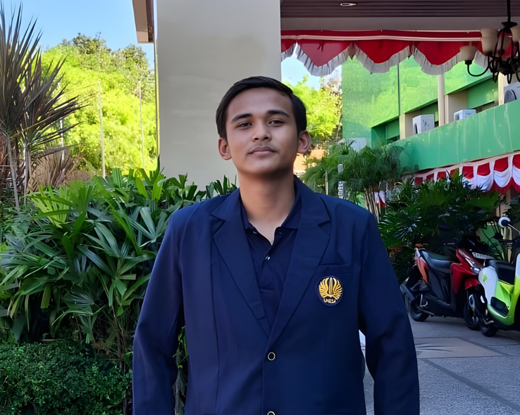 Afryan Akmal S (Alumni 2025) Bisnis Digital UNESA